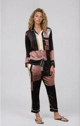 Pyjama en satin de soie  ROSE ET NOIR - cassie ILYOUCHA